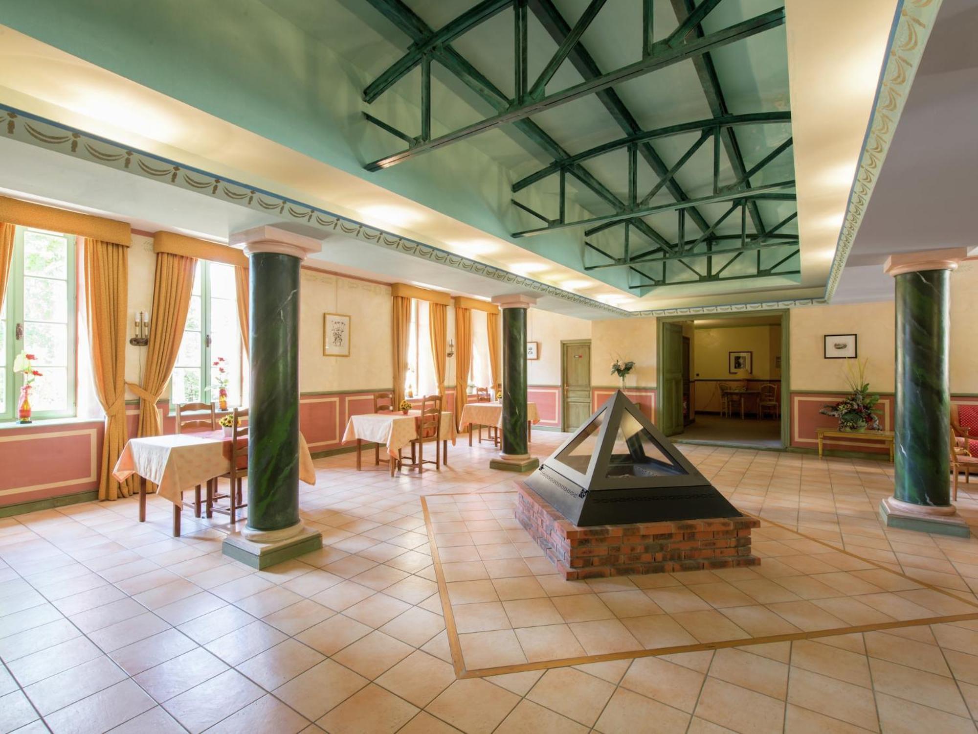 Cozy Apartment With Swimming Pool Terrace Garden Parking Montbrun-les-Bains Luaran gambar