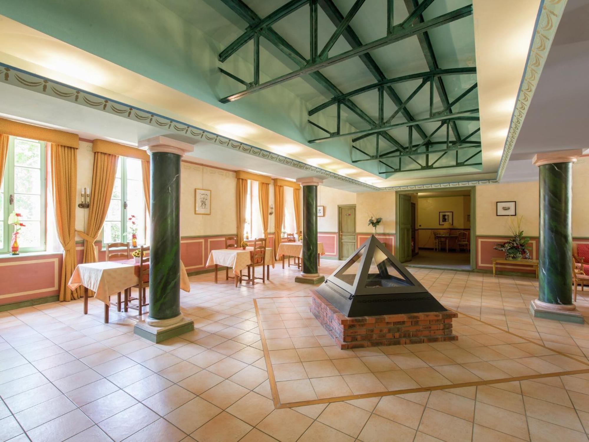 Cozy Apartment With Swimming Pool Terrace Garden Parking Montbrun-les-Bains Luaran gambar