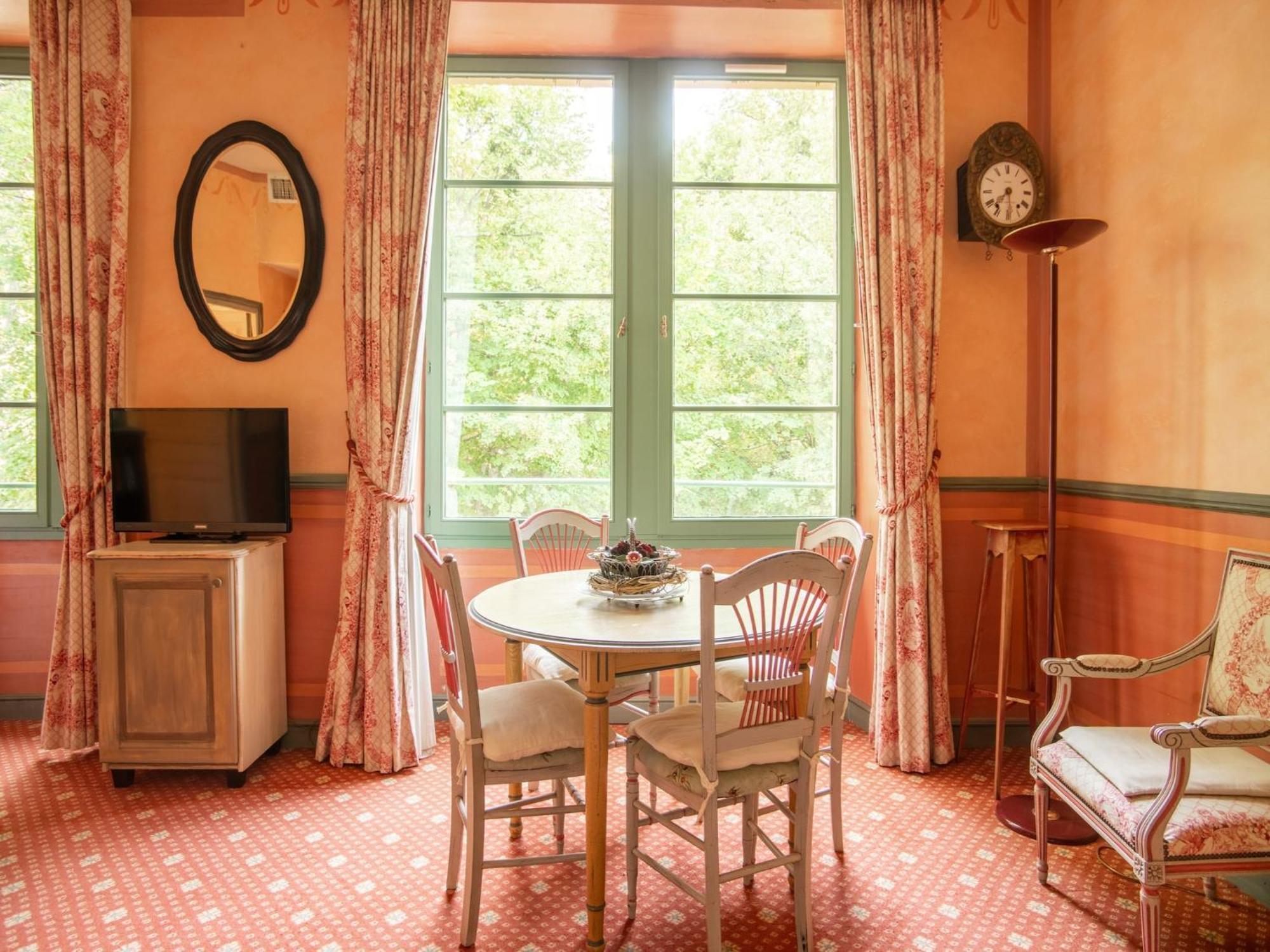 Cozy Apartment With Swimming Pool Terrace Garden Parking Montbrun-les-Bains Luaran gambar